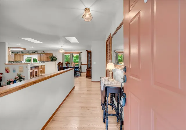 Photo 3 of Single family home for sale at 103 Colleton Ct, Clemson, SC 29631 | MLS# 20305017 | Listing updated on 2026-09-14