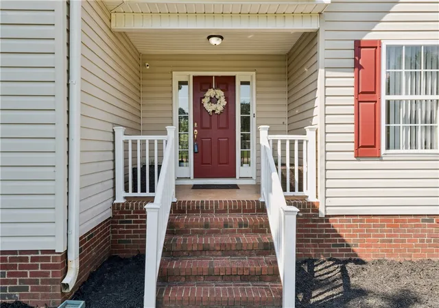 Photo 3 of Sale Pending at 5 Chickadee Dr, Pelzer, SC 29669 | MLS# 20305143 | Listing updated on 2026-09-23