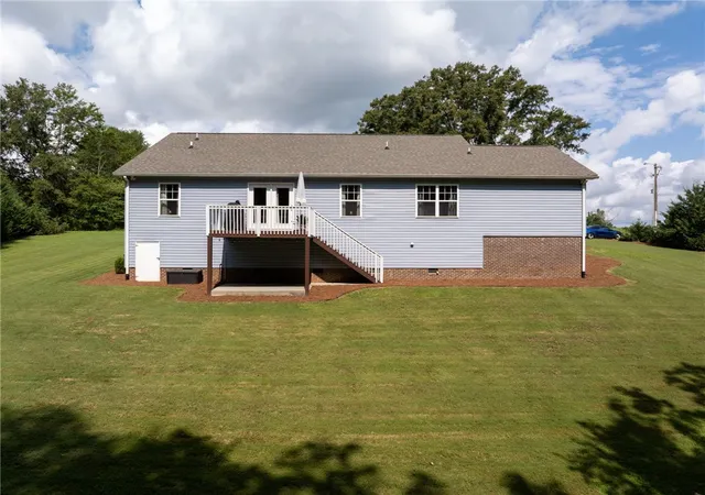 Photo 3 of Single family home for sale at 130 Red River Rd, Easley, SC 29640 | MLS# 20305153 | Listing updated on 2026-09-09