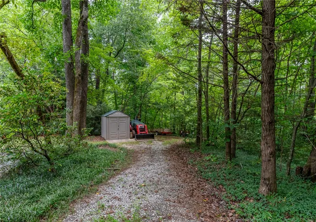 Photo 4 of Single family home for sale at 30 Tugaloo Blf Rd, Travelers Rest, SC 29690 | MLS# 20304980 | Listing updated on 2026-08-18