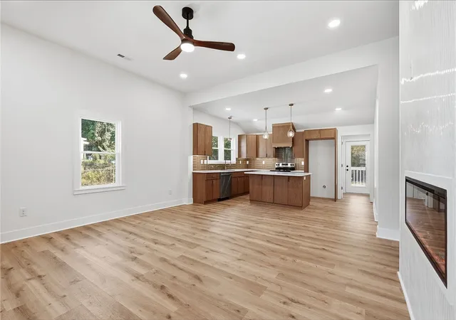 Photo 2 of Single family home for sale at 207 South 7th St, Easley, SC 29640 | MLS# 20305159 | Listing updated on 2026-09-17
