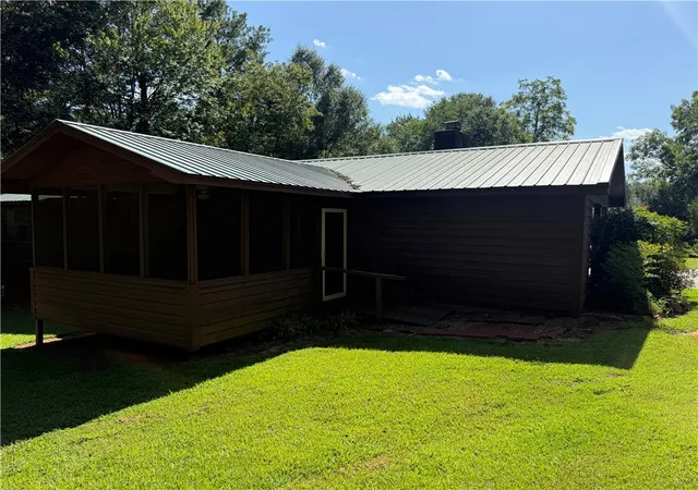 Photo 3 of Sale Pending at 407 Seawright Dr, Pendleton, SC 29670 | MLS# 20305184 | Listing updated on 2026-08-21
