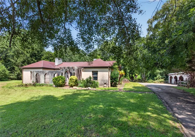 2nd image of 1719 Old Central Rd, Central, SC 29630 | MLS# 20305149