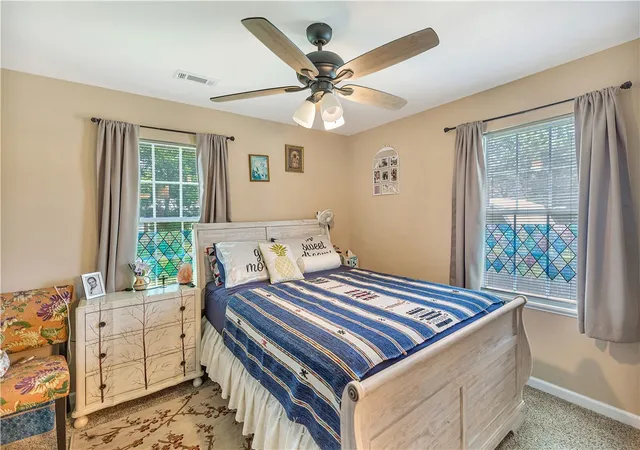 Photo 4 of Single family home for sale at 1002 Overbrook Dr, Seneca, SC 29678 | MLS# 20305164 | Listing updated on 2026-08-29