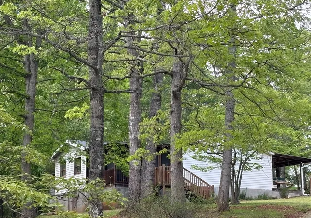 Photo 1 of Manufactured home for sale at 155 Hickory Ridge, Mountain Rest, SC 29664 | MLS# 20304995 | Listing updated on 2026-09-10