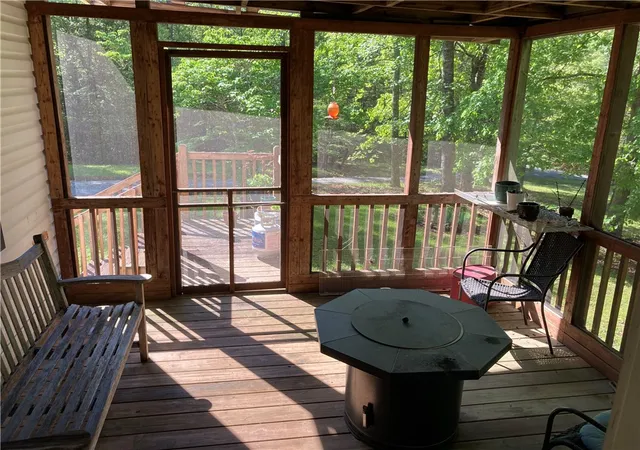 Photo 3 of Manufactured home for sale at 155 Hickory Ridge, Mountain Rest, SC 29664 | MLS# 20304995 | Listing updated on 2026-09-10