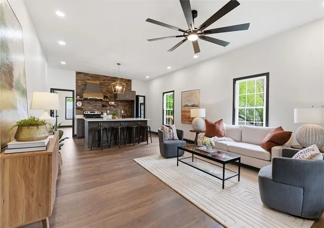 Photo 2 of Single family home for sale at 1 East 5th St, Greenville, SC 29611 | MLS# 20305220 | Listing updated on 2026-08-19