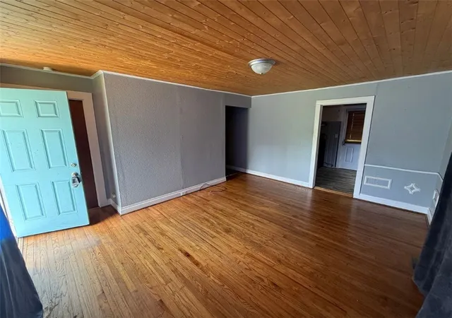 Photo 2 of Single family home for sale at 207 Pridmore St, Laurens, SC 29360 | MLS# 20305238 | Listing updated on 2026-08-19