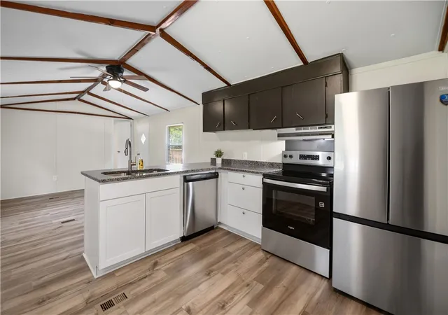 Photo 3 of Manufactured home for sale at 410 Cedar Cir, Easley, SC 29642 | MLS# 20305241 | Listing updated on 2026-08-19