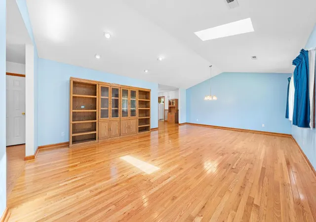 Photo 4 of Single family home for sale at 359 Capps Rd, Walhalla, SC 29691 | MLS# 20305190 | Listing updated on 2026-09-14