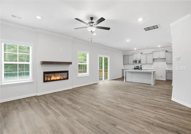 Photo 4 of Single family home for sale at 1536 Shirley Dr, Anderson, SC 29621 | MLS# 20305264 | Listing updated on 2026-10-09