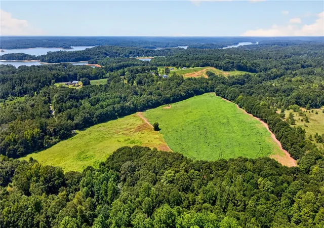 2nd image of 3930 Old Dobbins Bridge Rd, Fair Play, SC 29643 | MLS# 20305248