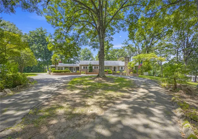 1st image of 111 Mountain View Dr, Easley, SC 29640 | MLS# 20305266