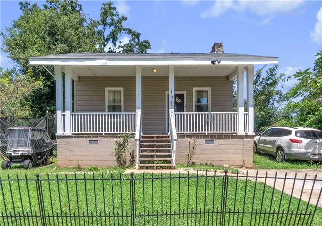 1st image of 15 Humbert St, Seneca, SC 29678 | MLS# 20305081