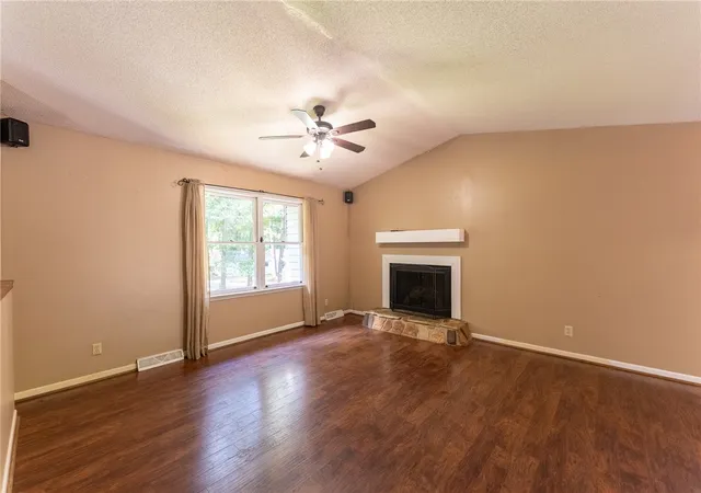 Photo 2 of Single family home for sale at 117 Shaftsbury Rd, Clemson, SC 29631 | MLS# 20305295 | Listing updated on 2026-08-20