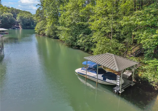 Photo 3 of Single family home for sale at 107 Blackfox Way, Sunset, SC 29685 | MLS# 20305299 | Listing updated on 2026-08-21
