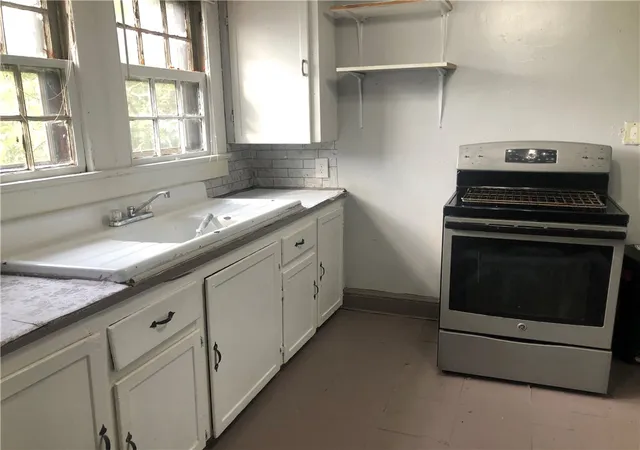 Photo 3 of Single family home for sale at 1001 Brock St, Anderson, SC 29624 | MLS# 20305233 | Listing updated on 2026-08-24