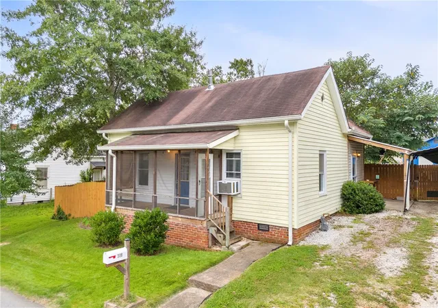 1st image of 308 Verner St, Walhalla, SC 29691 | MLS# 20305277