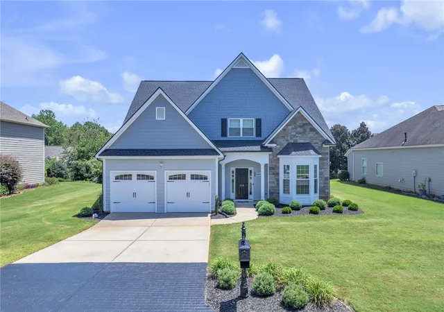 Photo 1 of Single family home for sale at 116 Stone Cottage Dr, Anderson, SC 29621 | MLS# 20305273 | Listing updated on 2026-09-21