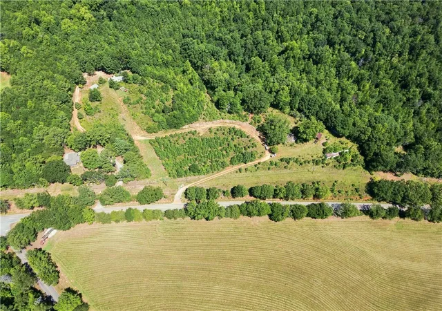 Photo 3 of House for sale at 1488 Liberty Hwy, Six Mile, SC 29682 | MLS# 20305289 | Listing updated on 2026-08-21