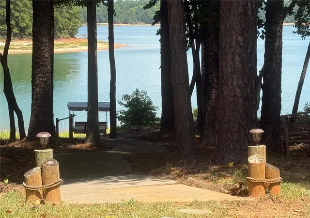 2nd image of 246 Bay Ridge Dr, Townville, SC 29689 | MLS# 20305275