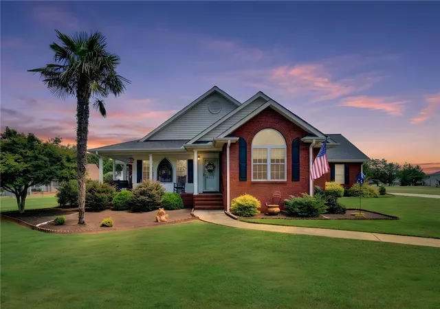Photo 2 of Sale Pending at 2019 Avant Cir, Anderson, SC 29625 | MLS# 20305300 | Listing updated on 2026-08-28