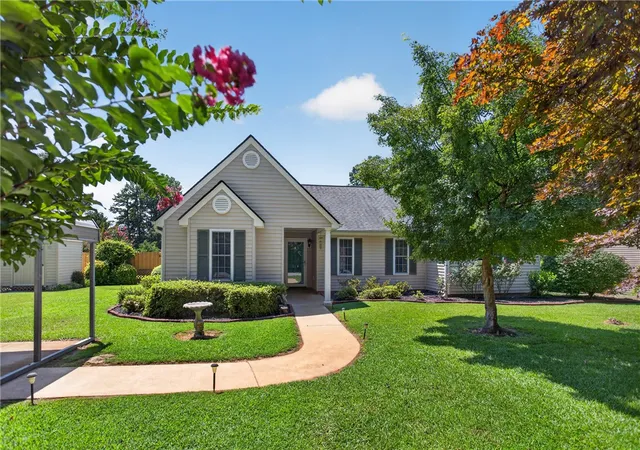 1st image of 119 Sycamore Ln, Walhalla, SC 29691 | MLS# 20305311