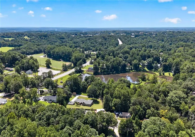 45th image of 119 Sycamore Ln, Walhalla, SC 29691 | MLS# 20305311