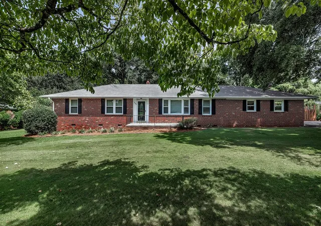 1st image of 200 Edgebrook Dr, Anderson, SC 29621 | MLS# 20305310