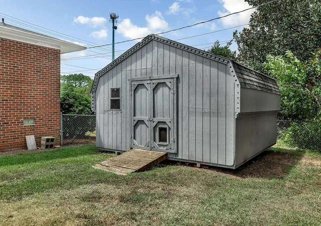 30th image of 200 Edgebrook Dr, Anderson, SC 29621 | MLS# 20305310