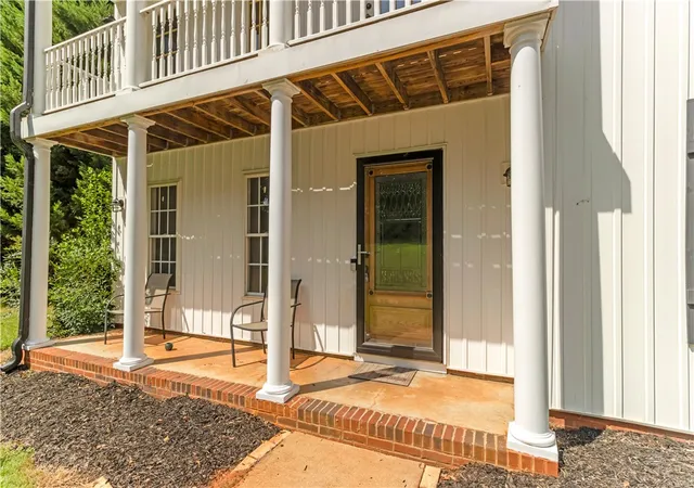 Photo 3 of Single family home for sale at 610 Walnut Wy, Anderson, SC 29626 | MLS# 20305342 | Listing updated on 2026-10-03