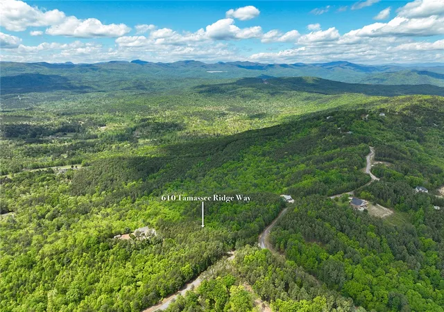 Land for sale at 610 Tamassee Ridge Wy, Salem, SC 29676 | MLS# 20305350