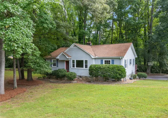 1st image of 98 Blue Ridge Dr, Clemson, SC 29631 | MLS# 20305352