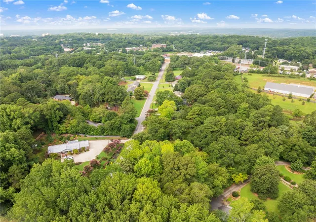 32nd image of 98 Blue Ridge Dr, Clemson, SC 29631 | MLS# 20305352