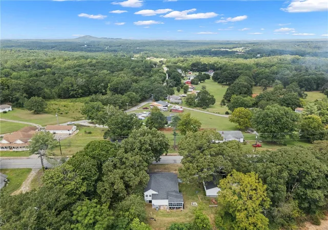 2nd image of 418 N Norris Dr, Liberty, SC 29657 | MLS# 20305358