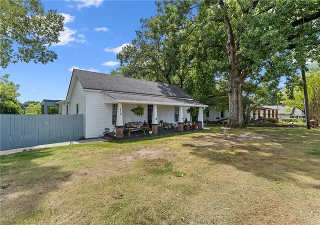 Photo 3 of Sale Pending at 418 N Norris Dr, Liberty, SC 29657 | MLS# 20305358 | Listing updated on 2026-09-15
