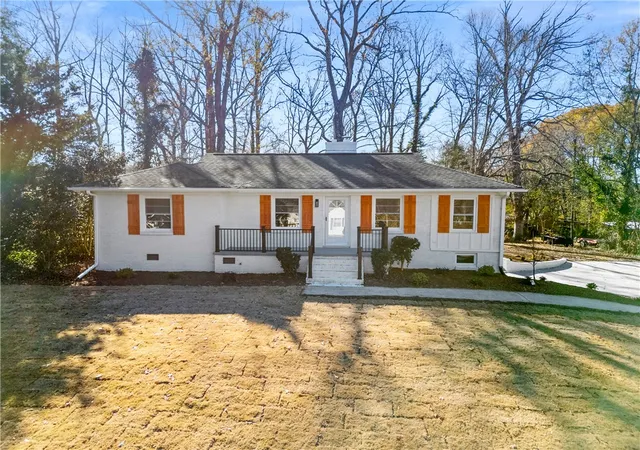 Photo 3 of Single family home for sale at 251 Riggs Dr, Clemson, SC 29631 | MLS# 20305357 | Listing updated on 2026-08-24