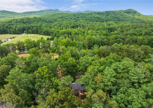 41st image of 300 Whispering Falls Dr, Pickens, SC 29671 | MLS# 20305157