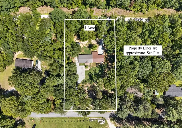 Photo 2 of Manufactured home for sale at 329 S Dellwood Rd, Mountain Rest, SC 29664 | MLS# 20305370 | Listing updated on 2026-09-16