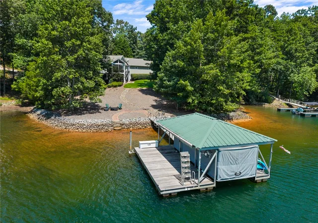 1st image of 316 Bay Hill Dr, West Union, SC 29696 | MLS# 20305192