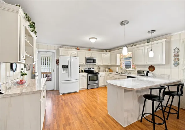 Photo 3 of Sale Pending at 45 Durham Dr, Williamston, SC 29697 | MLS# 20304657 | Listing updated on 2026-08-30