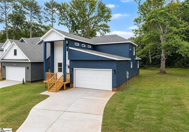 3rd image of 112 Hillcrest Cir, Anderson, SC 29624 | MLS# 20304499