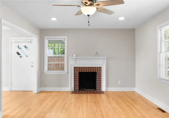 Photo 3 of Sale Pending at 607 W Farley Ave, Laurens, SC 29360 | MLS# 20305456 | Listing updated on 2026-09-12
