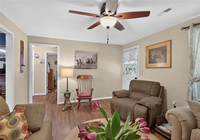 Photo 3 of Single family home for sale at 218 Justin Dr, Walhalla, SC 29691 | MLS# 20305223 | Listing updated on 2026-08-31