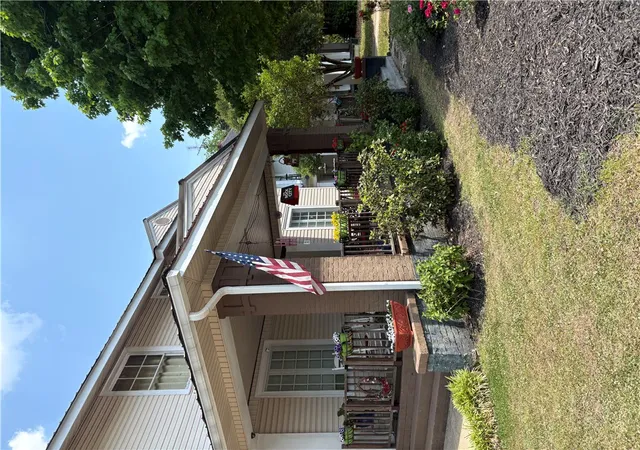 3rd image of 903 E River St, Anderson, SC 29624 | MLS# 20305445