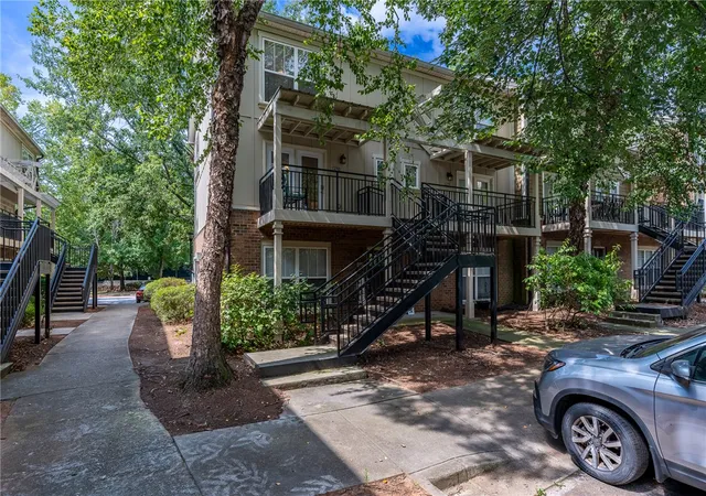 Photo 2 of Sale Pending at 833 Old Greenville Hwy #429, Clemson, SC 29631 | MLS# 20305537 | Listing updated on 2026-08-30