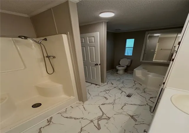 Photo 4 of Manufactured home for sale at 207 Anderson Rd, Anderson, SC 29626 | MLS# 20305006 | Listing updated on 2026-08-28