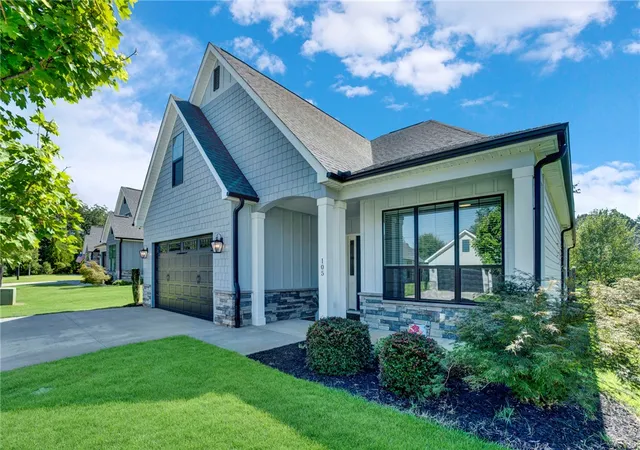 Photo 2 of Single family home for sale at 105 Stanbury Dr, Clemson, SC 29631 | MLS# 20305196 | Listing updated on 2026-09-13