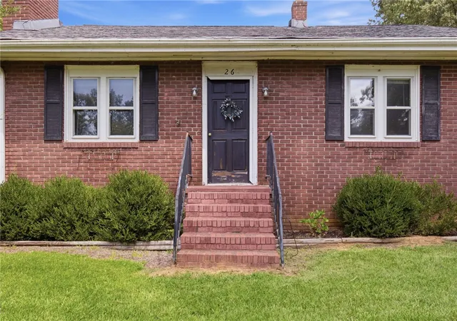 2nd image of 26 Oak Dr, Honea Path, SC 29654 | MLS# 20305517