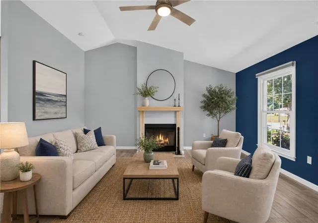 Photo 4 of Single family home for sale at 200 Lakewood Dr, Anderson, SC 29621 | MLS# 20305583 | Listing updated on 2026-10-09